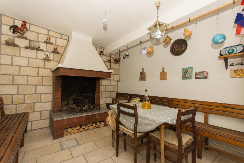 Apartment Lorenzo Трогир Экстерьер фото