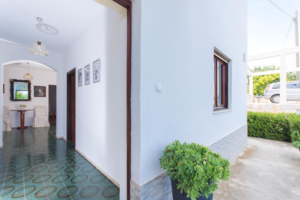 Apartment Lorenzo Трогир Экстерьер фото
